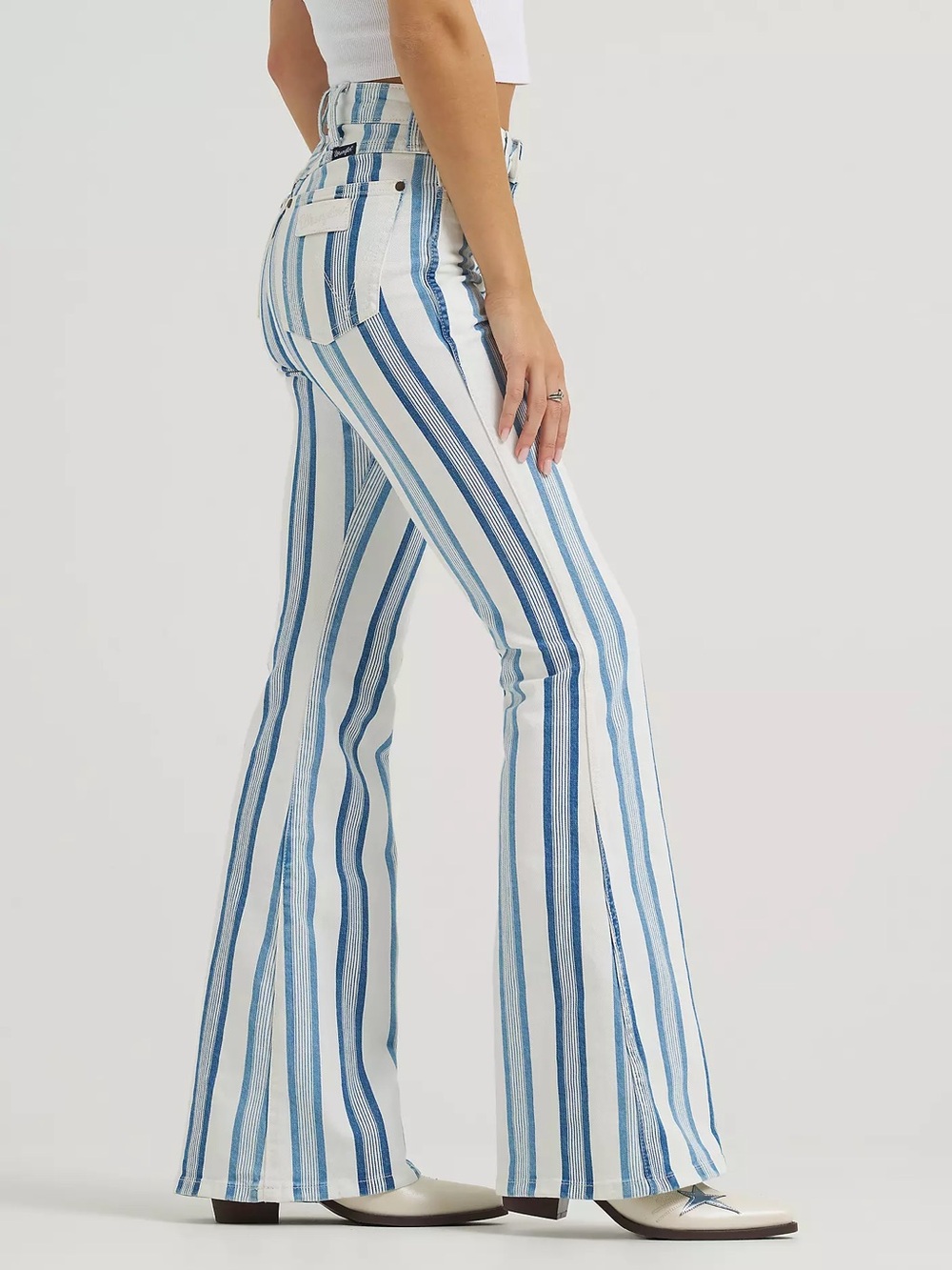 Wrangler Retro Bailey Striped Light Blue and White Flare Jeans Size 29